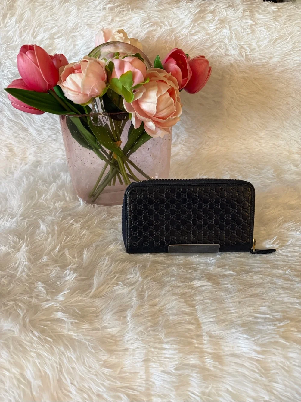 Gucci Micro Guccisima Leather Zip Around Wallet Dark Blue - Picture 2 of 13